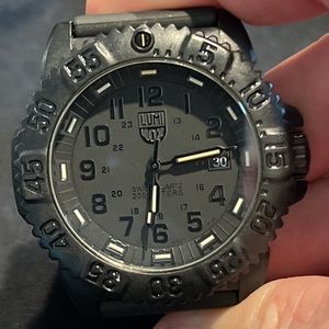 Luminox Series 3050